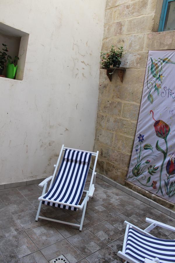 Piazzetta Acquaviva Apartment เลชเช ภายนอก รูปภาพ